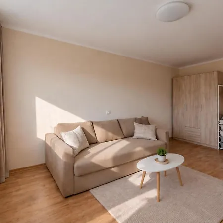 Cozy 1 Bedroom Near Akropolis Апартаменты Клайпеда